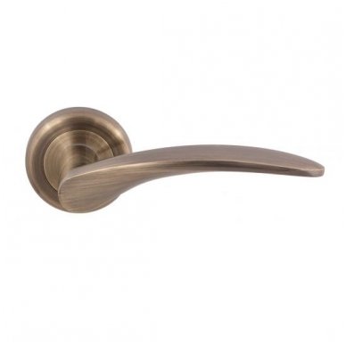 Rankena Tesa 710 3